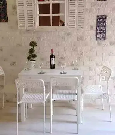 The White House Of Rhodes * Rhodes City